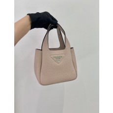 프라다 PRADA 플로 가죽 토트 백