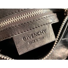 지방시 GIVENCHY 판도라 토트 백